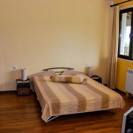 Park Hotel Djevana Gorna Oryakhovitsa Room photo
